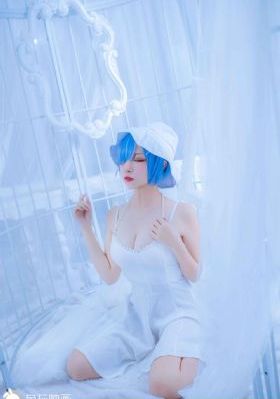 性感的老师韩国_4K完整在线观看